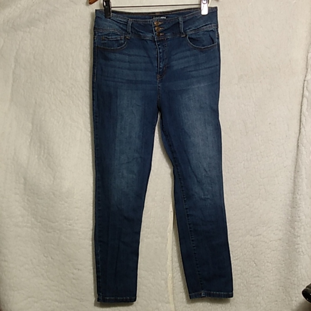 Fashion Nova size 13 jeans